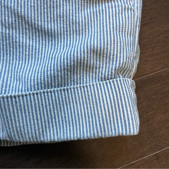 Club Monaco Blue & White Striped Women's Size 6 Shorts - Picture 3 of 11